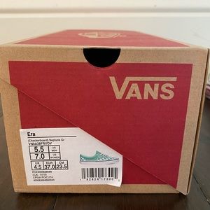 Era checkerboard vans